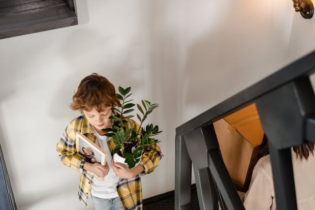 How to Turn Moving into a Writing Adventure for Your Kids